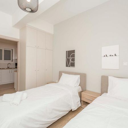 Modern Flat In Central Athens #4 ภายนอก รูปภาพ