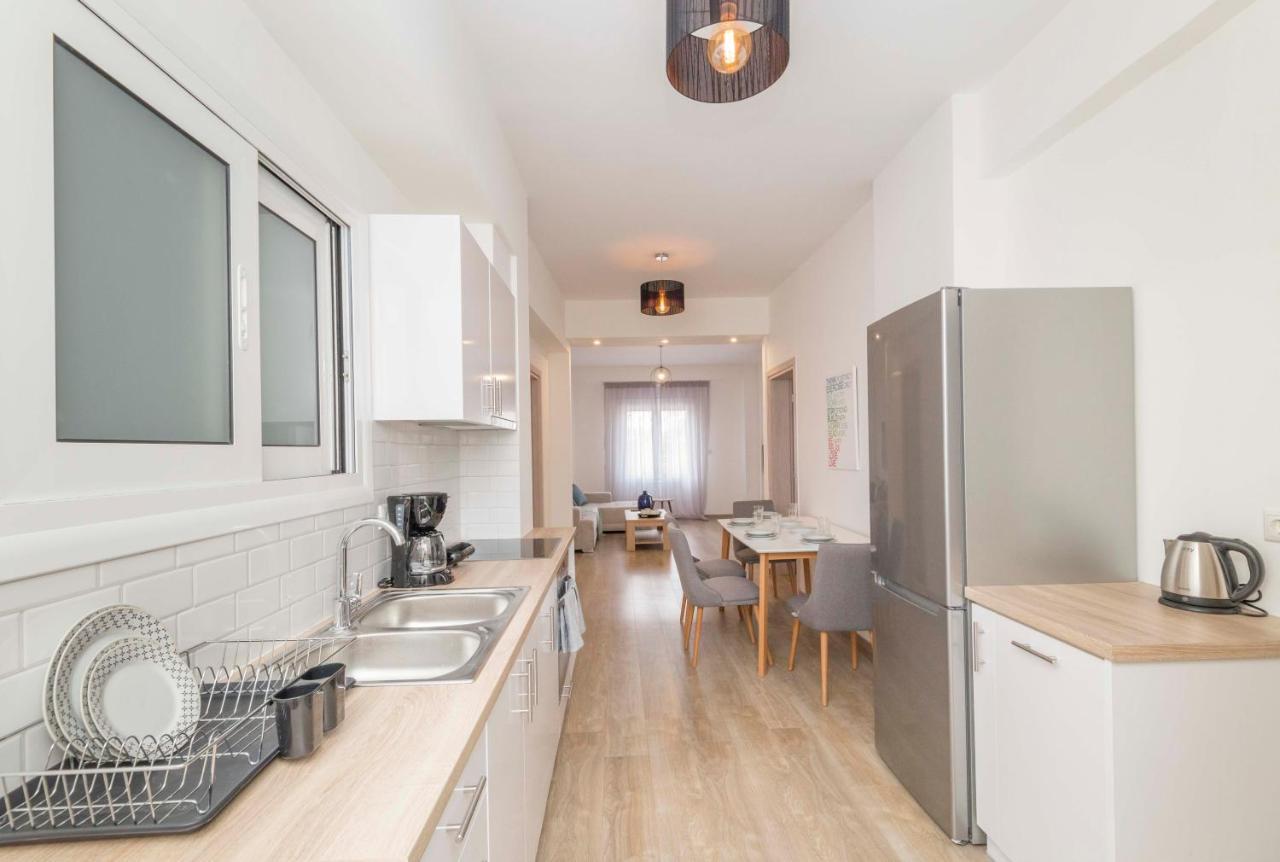 Modern Flat In Central Athens #4 ภายนอก รูปภาพ