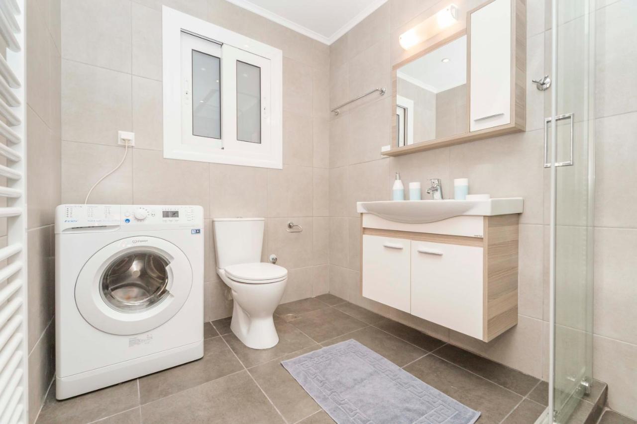 Modern Flat In Central Athens #4 ภายนอก รูปภาพ