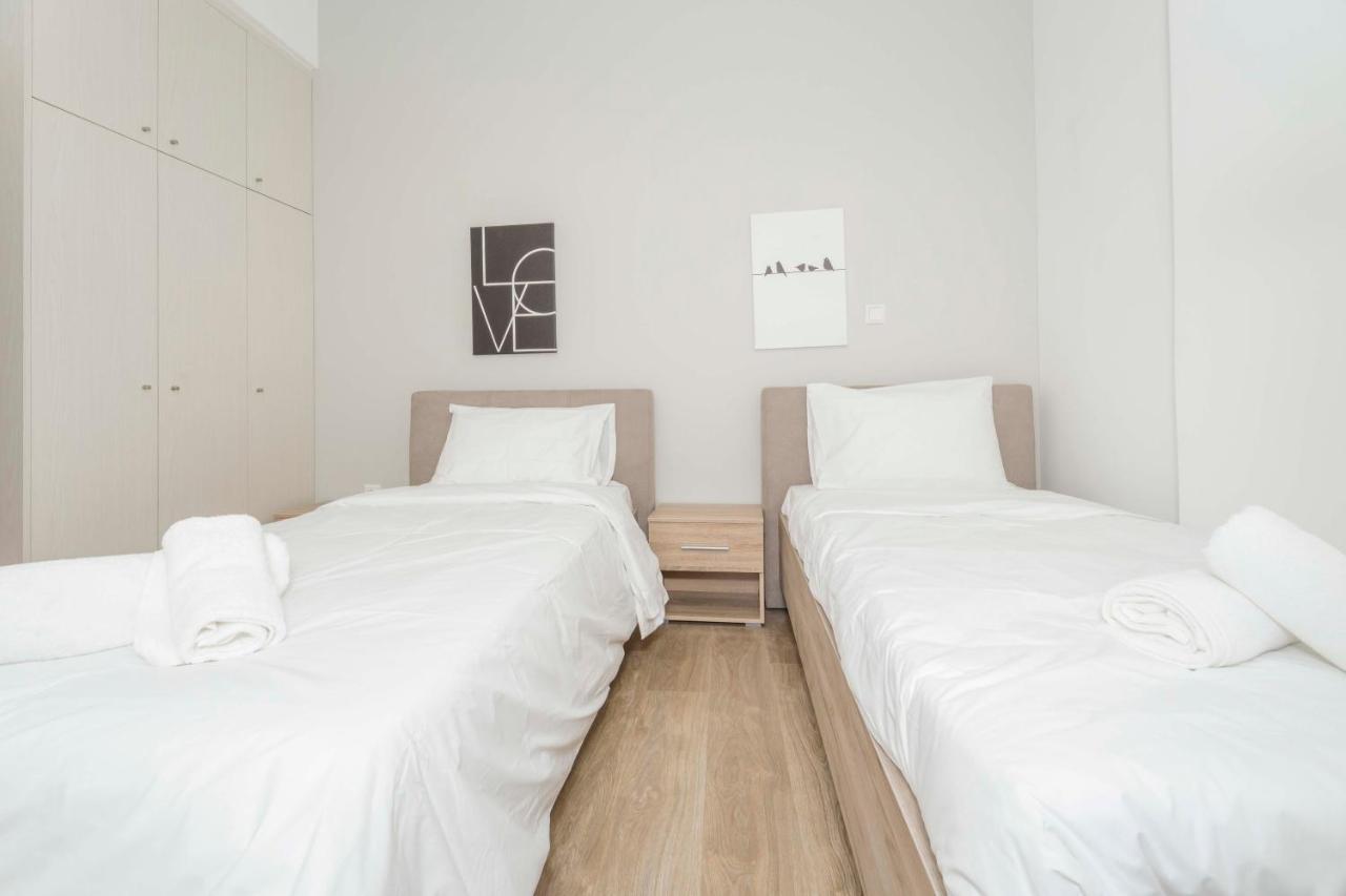 Modern Flat In Central Athens #4 ภายนอก รูปภาพ